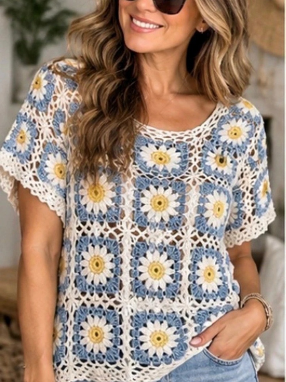 19” ptp Vintage Crochet Daisy Top Floral Crochet Top in Blue & White Size Medium
